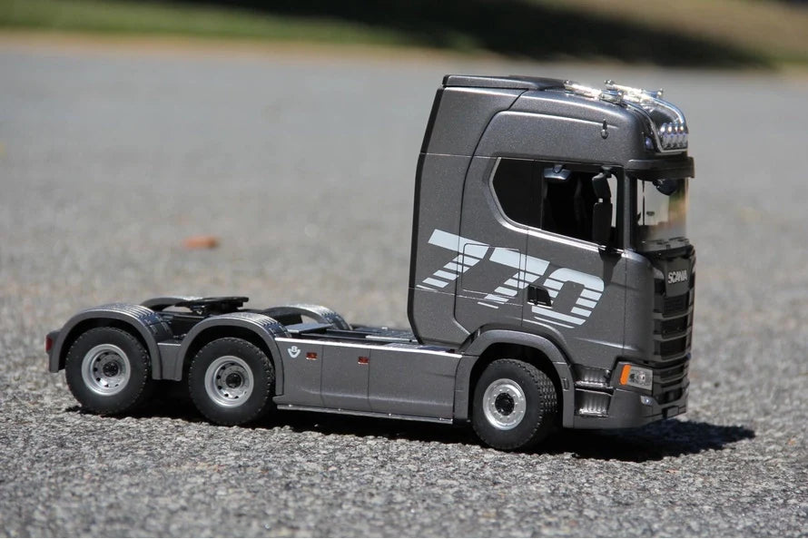 HUINA 1501 1/18 SCANIA 770 S V8 TRUCK RED
